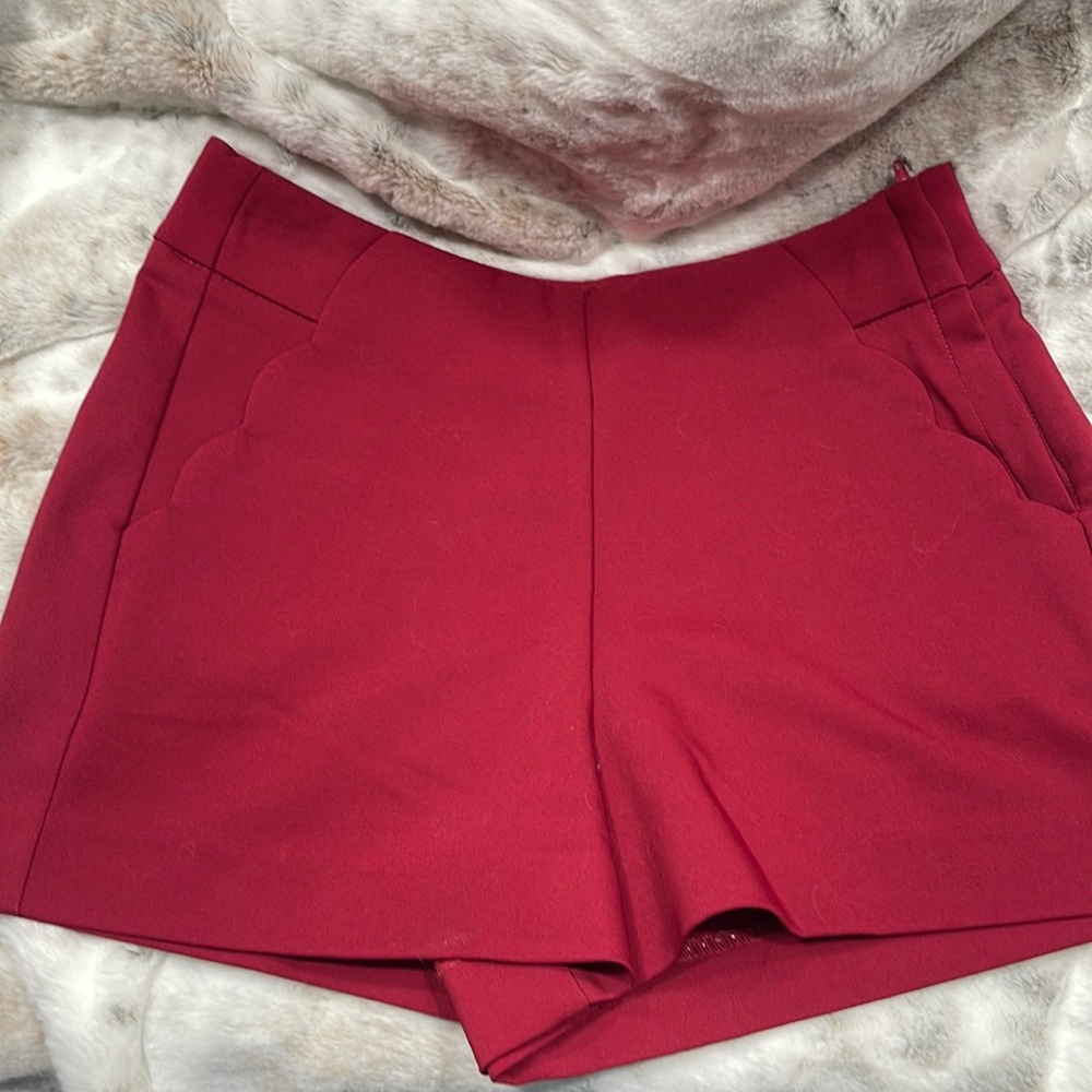 Size 3 dress shorts. Brand Candies